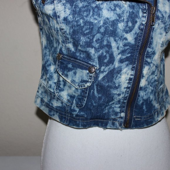 Denim Tie-Dye Vest - Picture 2 of 4
